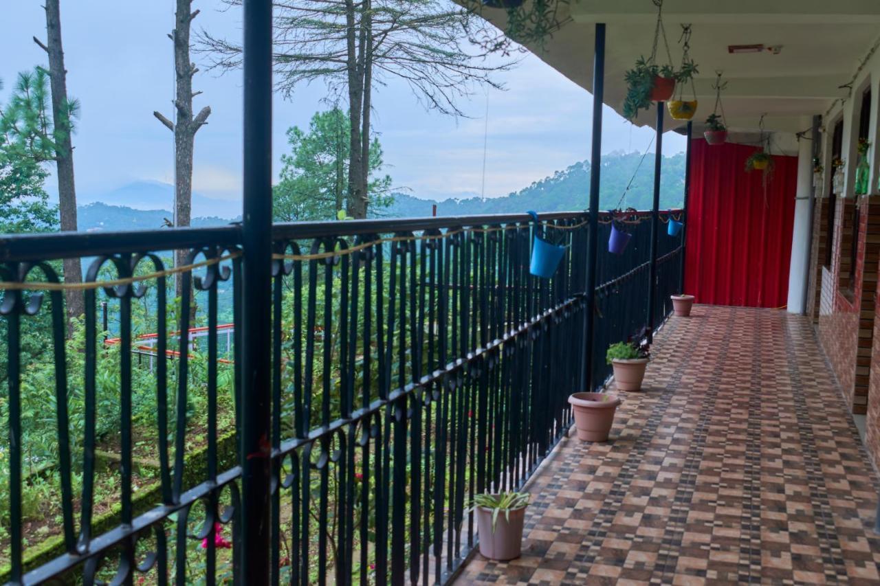 Sunrise View Homestay Kasauli Eksteriør billede