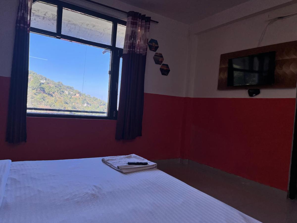 Sunrise View Homestay Kasauli Eksteriør billede